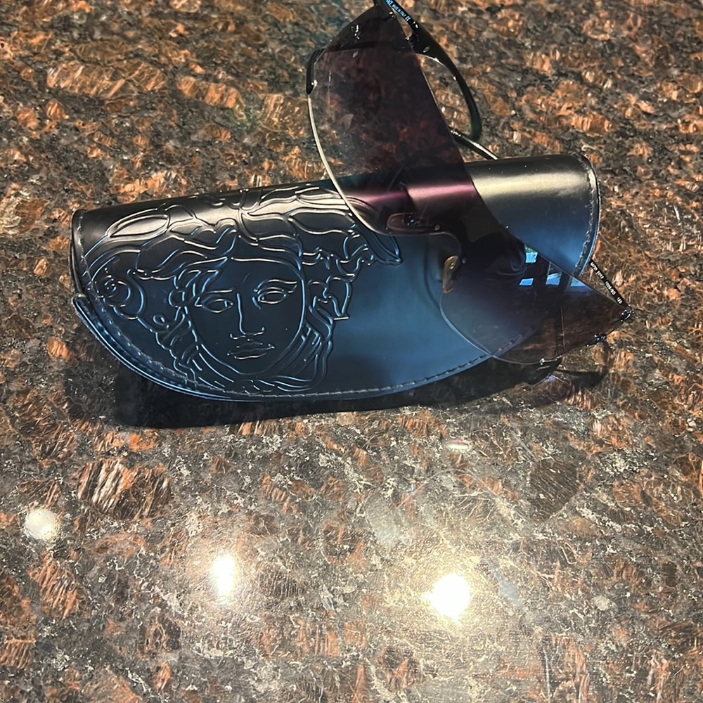 VERSACE MOD 2052 Wrap Mask Sunglasses Black Vintage 00s